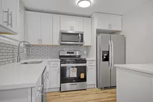 405 Institute St, Valparaiso, IN 46383 - Photo 3