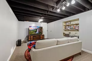 8154 Kooy Dr, Munster, IN 46321 - Photo 15