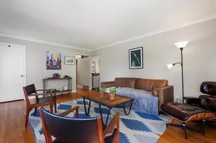 8154 Kooy Dr, Munster, IN 46321 - Photo 5