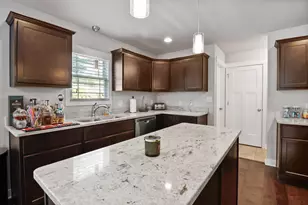 274 Westport Rd, Valparaiso, IN 46385 - Photo 11