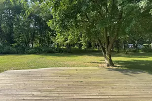 11565 Sherwood Dr, Demotte, IN 46310 - Photo 5