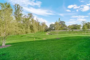 472 Magnolia Ln, Chesterton, IN 46304 - Photo 21