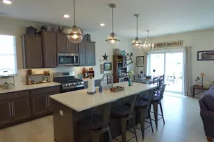 210 Sweetbay St, Valparaiso, IN 46385 - Photo 5