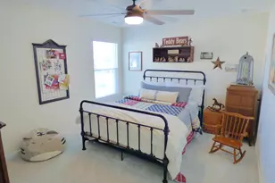 210 Sweetbay St, Valparaiso, IN 46385 - Photo 23