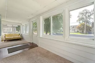 2711 Clough Ave, Highland, IN 46322 - Photo 5