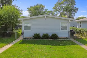 220 S Delaware St, Hobart, IN 46342 - Photo 33