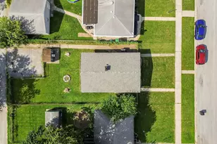 220 S Delaware St, Hobart, IN 46342 - Photo 29