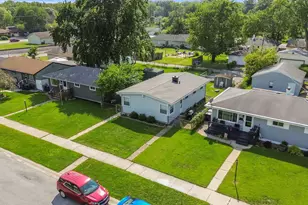 220 S Delaware St, Hobart, IN 46342 - Photo 35