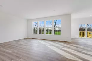 3922 Brander Dr, Valparaiso, IN 46385 - Photo 13