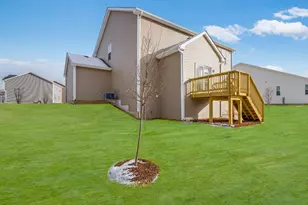 3922 Brander Dr, Valparaiso, IN 46385 - Photo 37