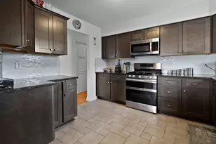 361 Sandwood Ct, Valparaiso, IN 46383 - Photo 13