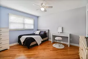 361 Sandwood Ct, Valparaiso, IN 46383 - Photo 17