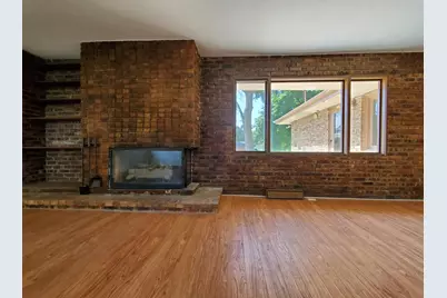 201 W Halleck Street, Morocco, IN 47963 - Photo 5