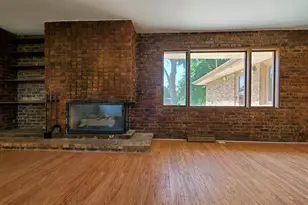 201 W Halleck St, Morocco, IN 47963 - Photo 5