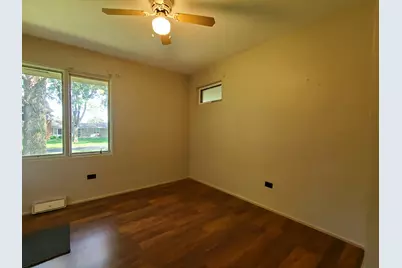 201 W Halleck Street, Morocco, IN 47963 - Photo 17