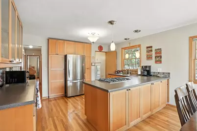 901 Ridgeway Avenue, Munster, IN 46321 - Photo 9