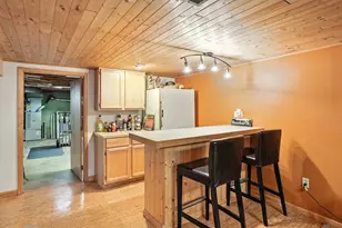 901 Ridgeway Ave, Munster, IN 46321 - Photo 25