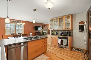 901 Ridgeway Ave, Munster, IN 46321 - Photo 11