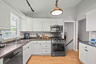 7520 Johnson St, Merrillville, IN 46410 - Photo 9