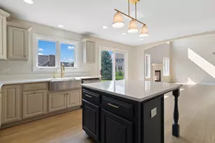 10407 Golden Arch Ave, Saint John, IN 46373 - Photo 11