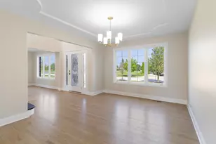 10407 Golden Arch Ave, Saint John, IN 46373 - Photo 3