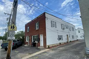 140 N West St, Crown Point, IN 46307 - Photo 1