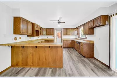 1003 S 150 W, Kouts, IN 46347 - Photo 17