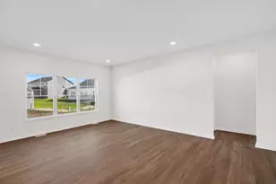 5302 Red Rock Ln, Schererville, IN 46375 - Photo 9