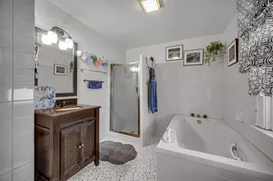 2006 W 4th Pl, Gary, IN 46404 - Photo 15