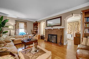 2006 W 4th Pl, Gary, IN 46404 - Photo 9