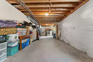 1144 Mary Ellen Dr, Crown Point, IN 46307 - Photo 35