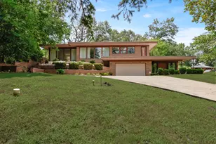 1429 W Lincoln Hwy, Schererville, IN 46375 - Photo 1