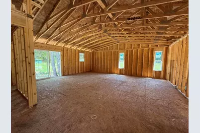 522 Oxford Road, Kingsford Heights, IN 46346 - Photo 5