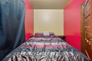 4921 Walsh Ave, East Chicago, IN 46312 - Photo 33