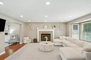 2900 Manchester Ln, Schererville, IN 46375 - Photo 7