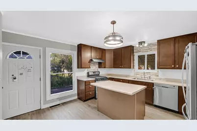 1034 Providence Street, Michigan City, IN 46360 - Photo 11