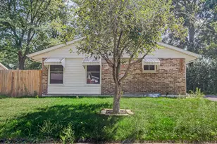 1034 Providence St, Michigan City, IN 46360 - Photo 5