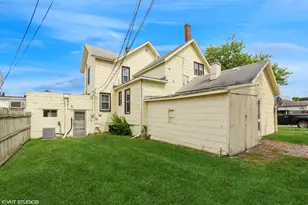 1213 Franklin St, Michigan City, IN 46360 - Photo 9