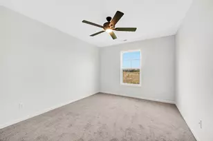 301 Holst Ln, Valparaiso, IN 46385 - Photo 23