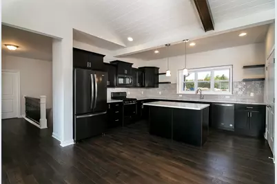 1761 Trailbrook Drive, Valparaiso, IN 46385 - Photo 5