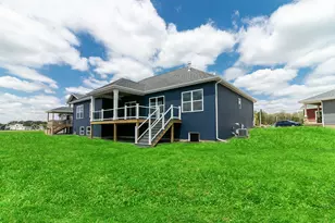 1761 Trailbrook Dr, Valparaiso, IN 46385 - Photo 19