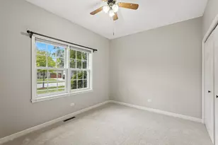 1121 Boxwood Dr, Munster, IN 46321 - Photo 23