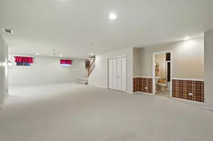 1121 Boxwood Dr, Munster, IN 46321 - Photo 25