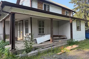 307 N Main St, Kingsbury, IN 46345 - Photo 7