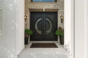 9192 Michigan Dr, Crown Point, IN 46307 - Photo 5