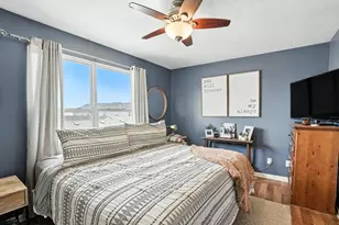 922 E 115th Pl, Crown Point, IN 46307 - Photo 13