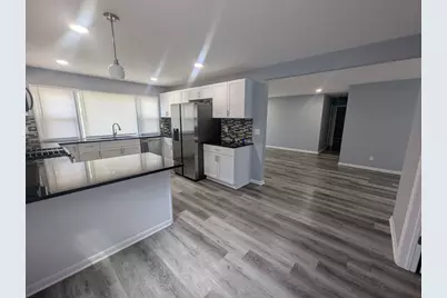 1415 W 62nd Avenue, Merrillville, IN 46410 - Photo 9