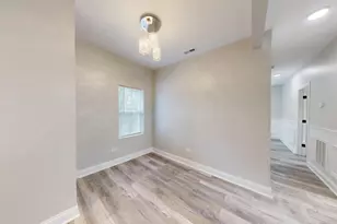 1379 Roosevelt Pl, Gary, IN 46404 - Photo 19