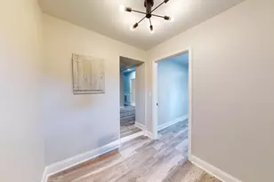 1379 Roosevelt Pl, Gary, IN 46404 - Photo 25