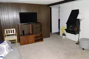 612 W 100 S, Hebron, IN 46341 - Photo 3